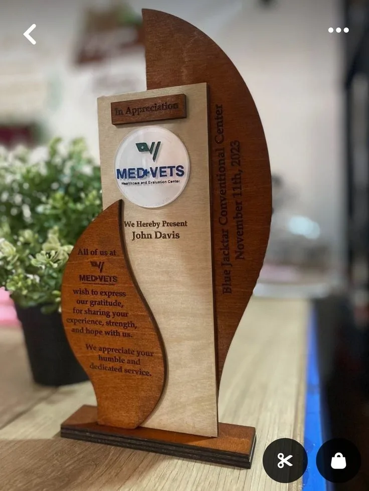 Premium Recognition Trophy for Corporate Events